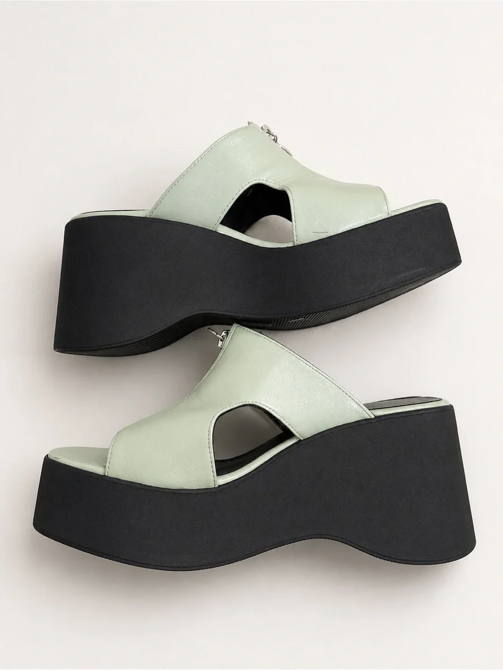 Chinese Laundry Mint Green Platform Slide Sandals with Black Sole